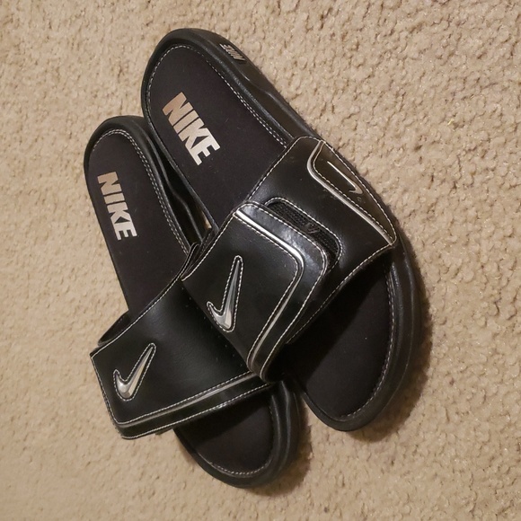 Nike Shoes - Nike Memory Foam Slides
